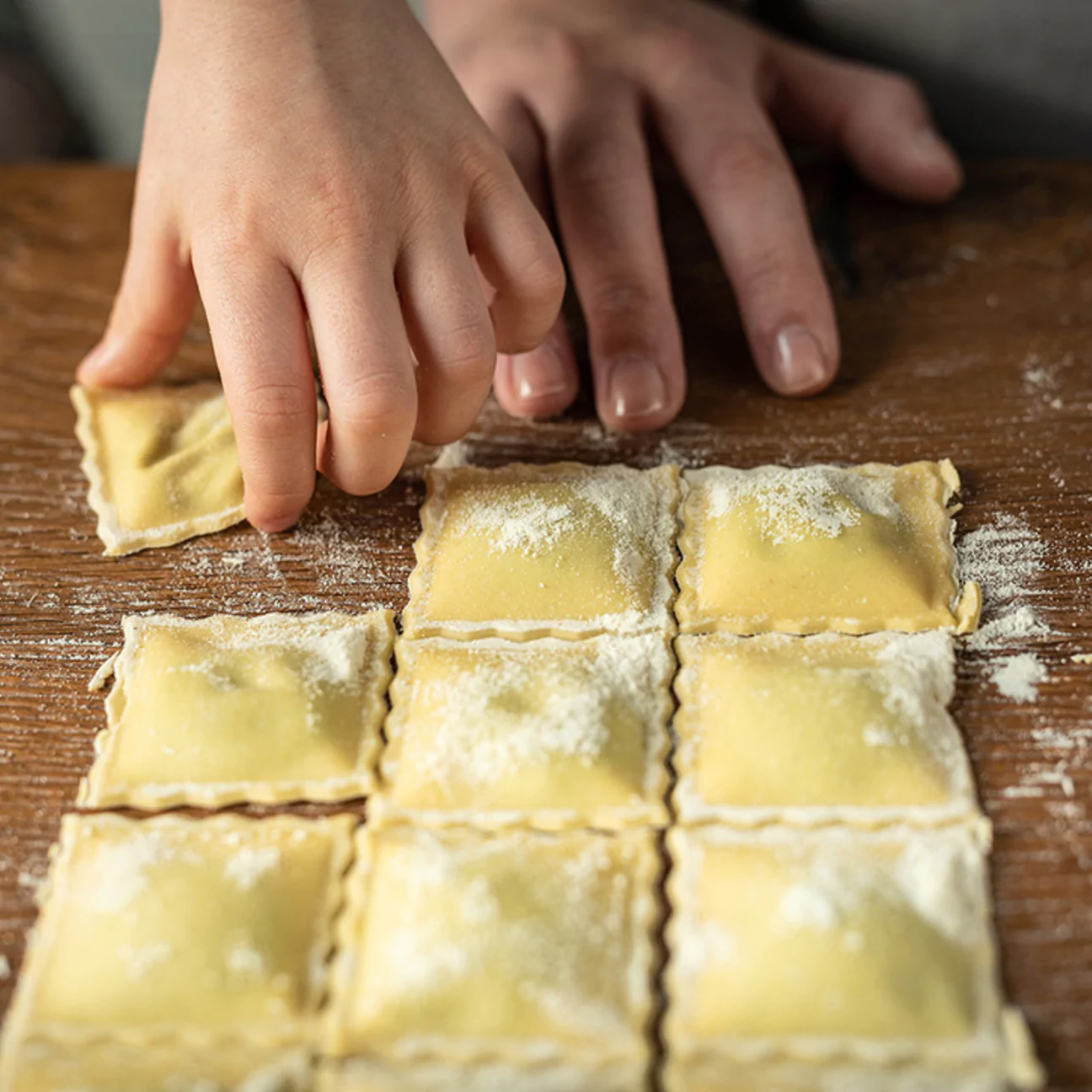 เซต Multipast ประกอบด้วย Atas 150, หัวตัดเส้น Reginette และหัว Ravioli รับประกัน 2 ปี หากใช้ในครัวเรือน และ 1 ปี หากใช้ในเชิงพาณิชย์