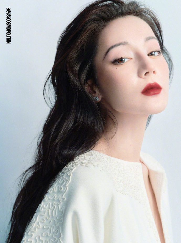 Pre - นิตยสาร Cosmopolitan ตี๋ลี่เร่อปา Dilireba 2024