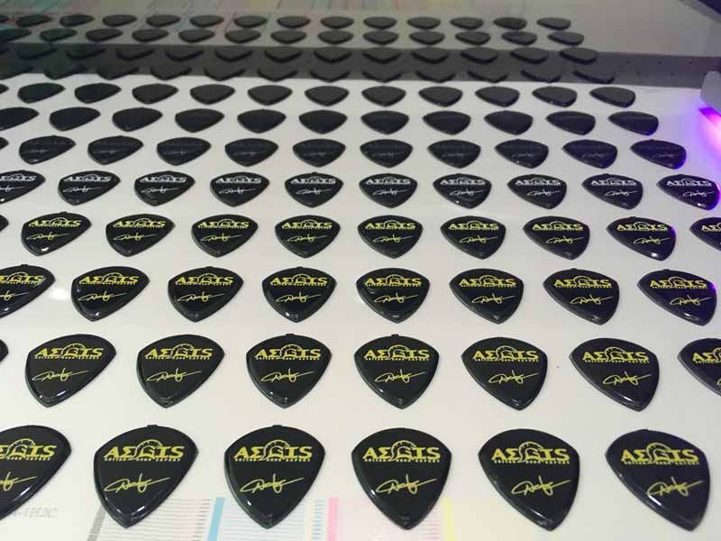 พิมพ์ปิ๊กกีตาร์ พิมพ์ลายปิ๊กกีตาร์