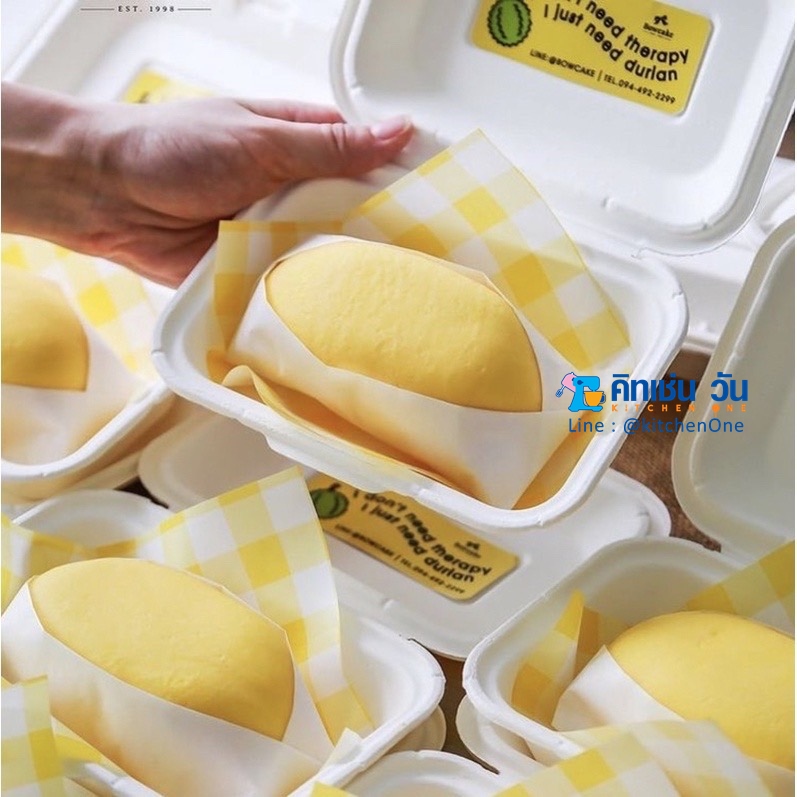 กระดาษรองขนม ห่อขนม กระดาษไขลายน่ารัก (แพ็คละ 100 แผ่น) ขนาด 18x18 ซม ใช้รองอาหาร,ขนม รองอบ ห่อขนม,แซนวิช foodgrade