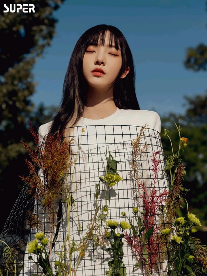 Pre - นิตยสาร SUPER ปก #QiaoXin ด้านในมี #เนเน่郑乃馨 2021