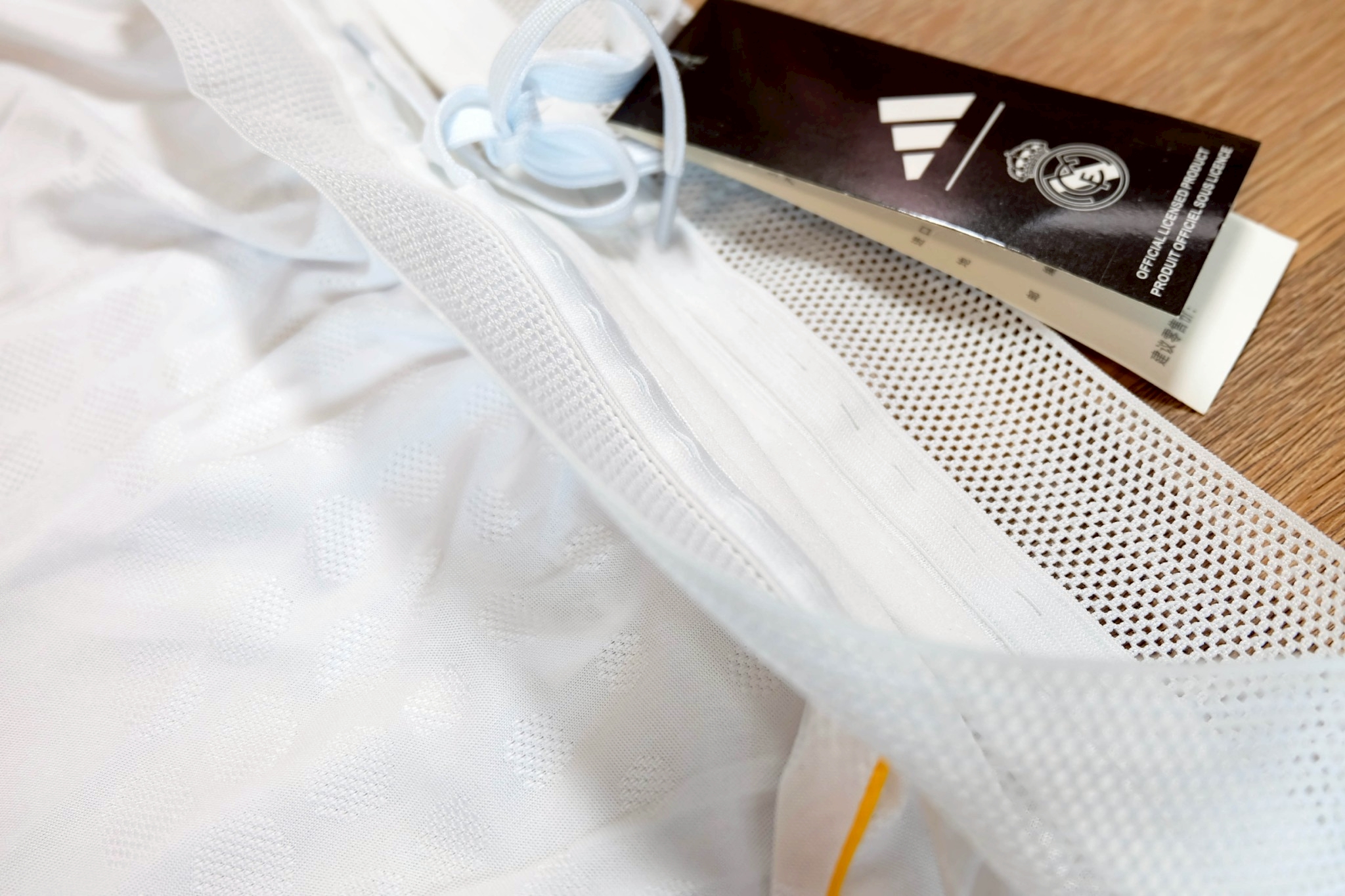 กางเกงฟุตบอลสโมสร ทีมเรอัล มาดริด Player Edition เกรดแฟนบอล 2025