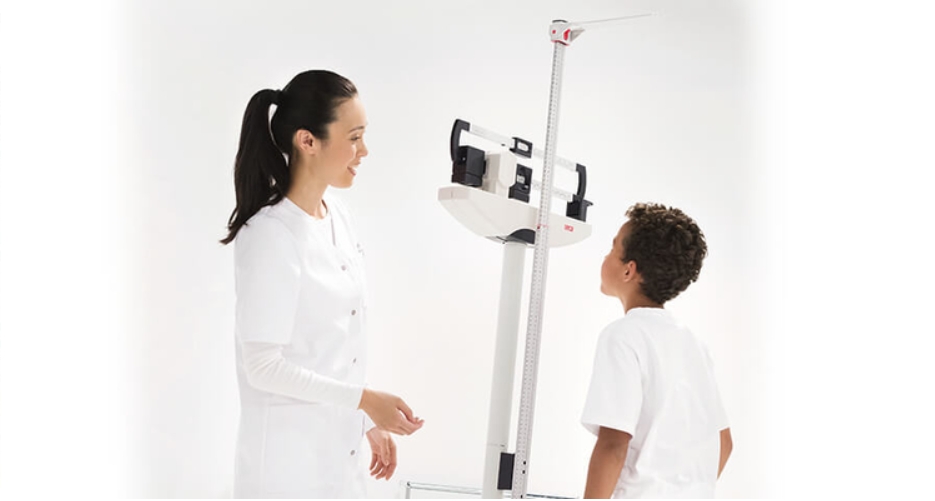 เครื่องชั่งน้ำหนักและวัดส่วนสูง Seca 700