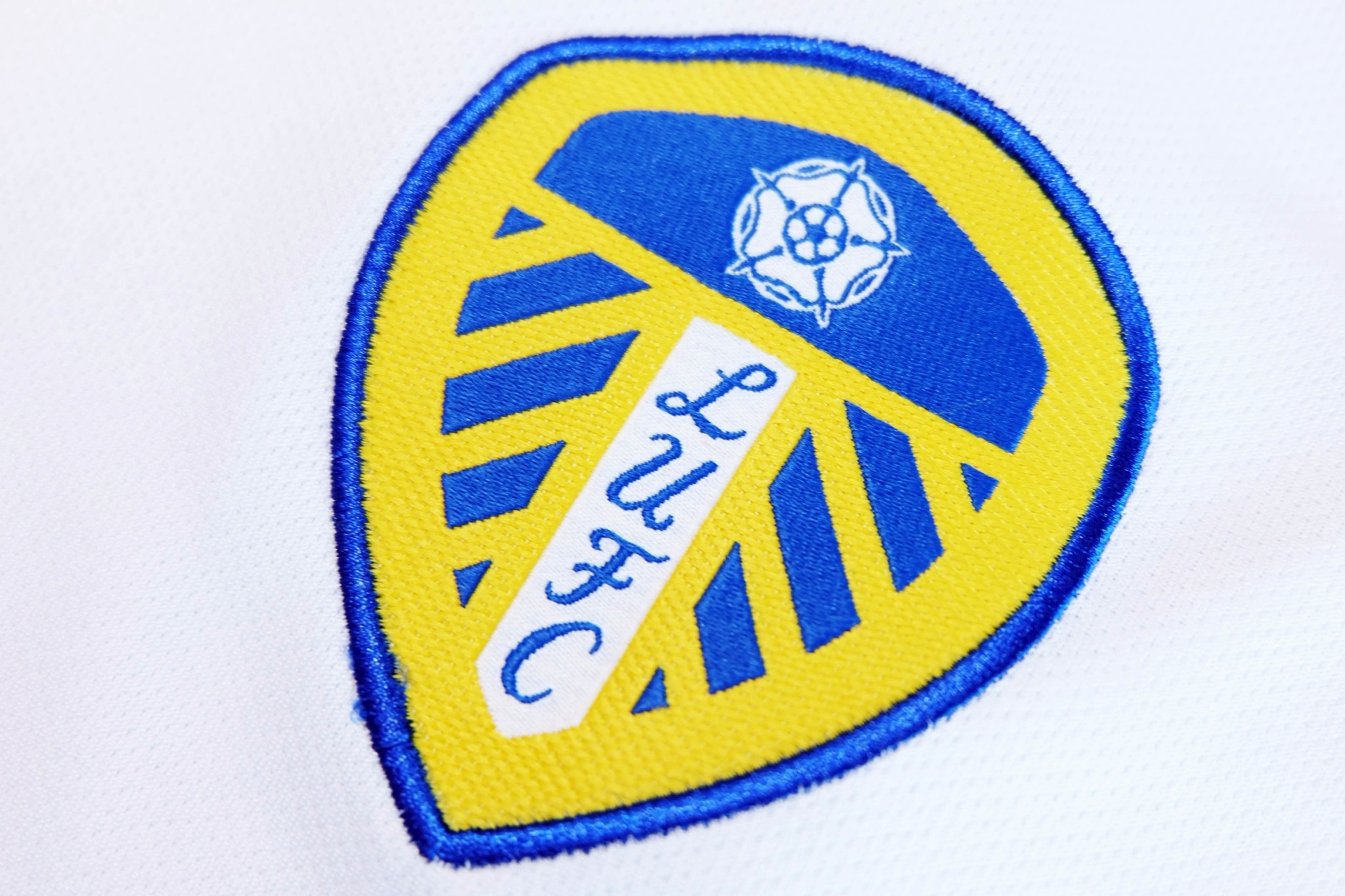 มาใหม่เสื้อฟุตบอล ลีดส์ เหย้า สีขาว เกรดแฟนบอล 2025