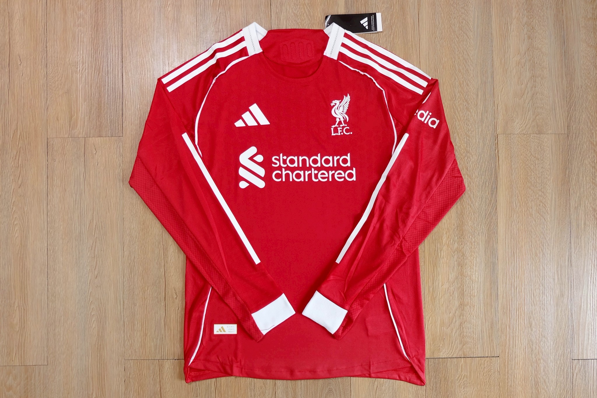 มาใหม่เสื้อฟุตบอลลิเวอร์ เเขนยาว เหย้า สีแดง Player Edition เกรดนักเตะ 2026