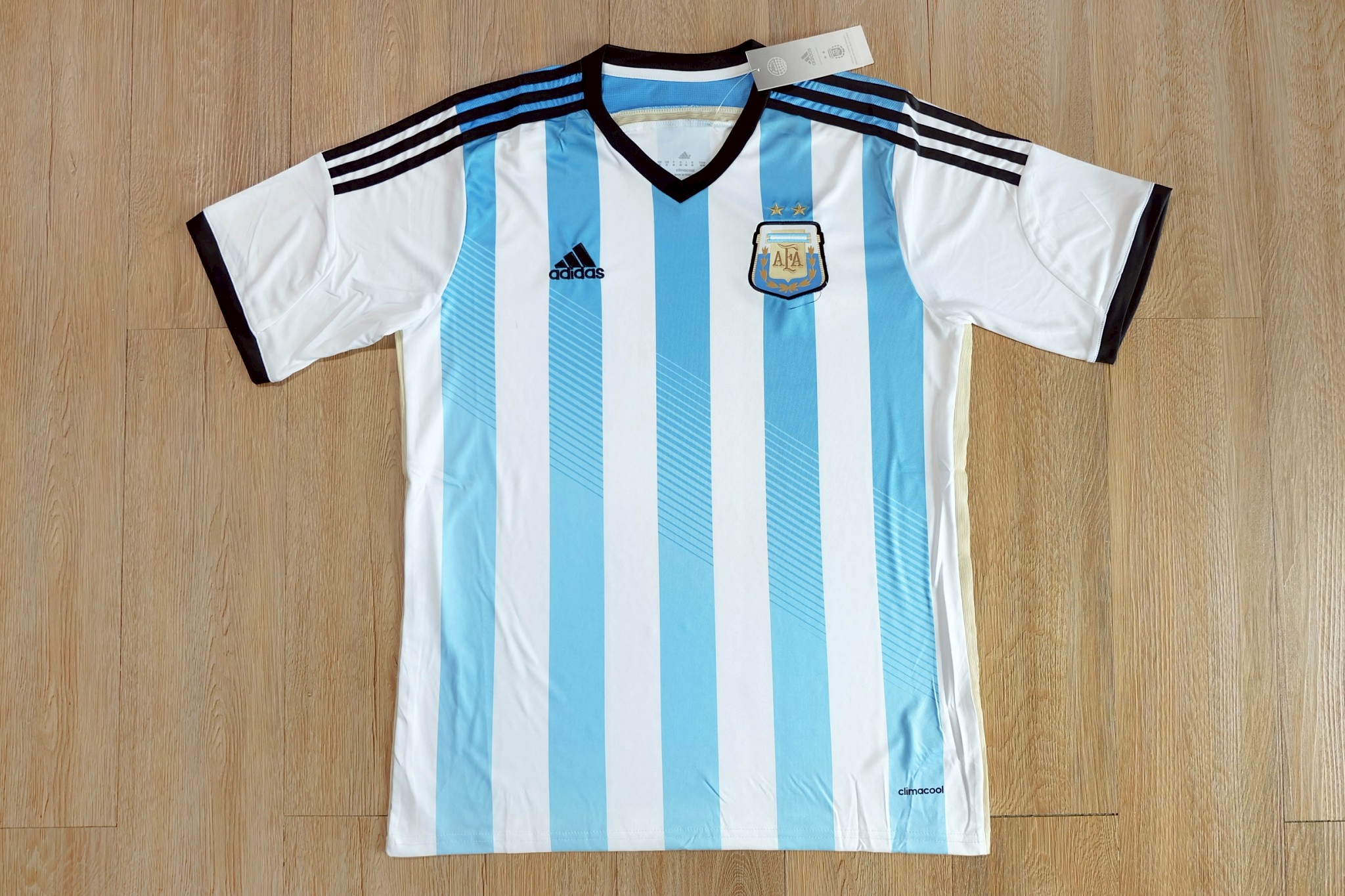 Retro เสื้อฟุตบอลย้อนยุค ทีมชาติอาเจนติน่า เหย้า Retro Argentina Home