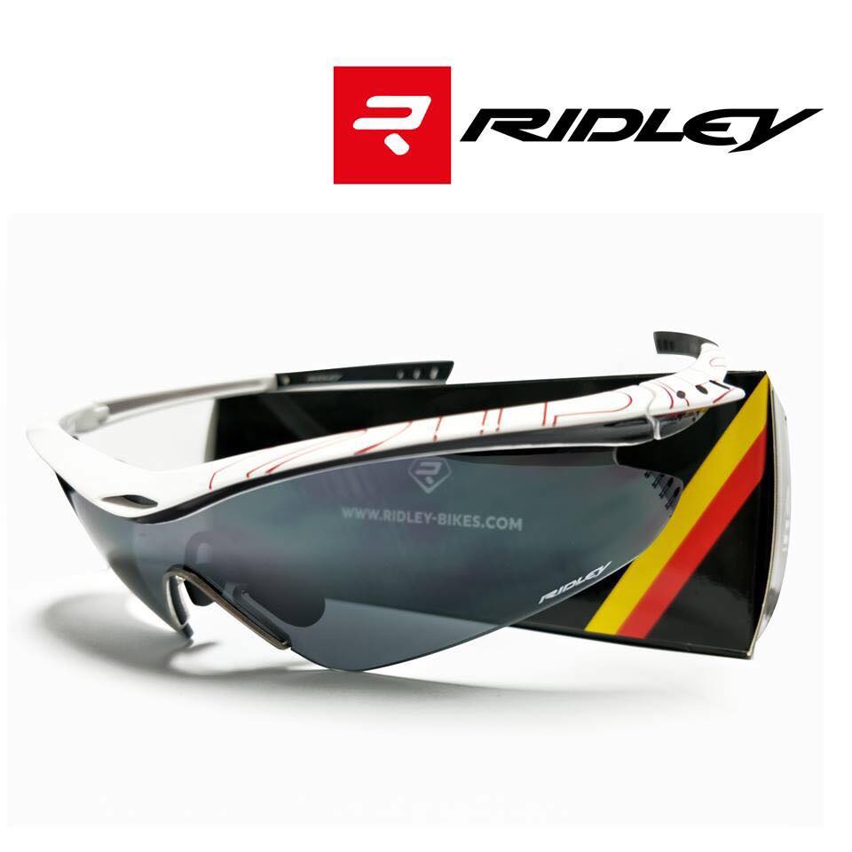 แว่นตากันแดด Riley ถอดเลนส์ได้ มาพร้อมเลนส์ใสอีก 1 ชุด