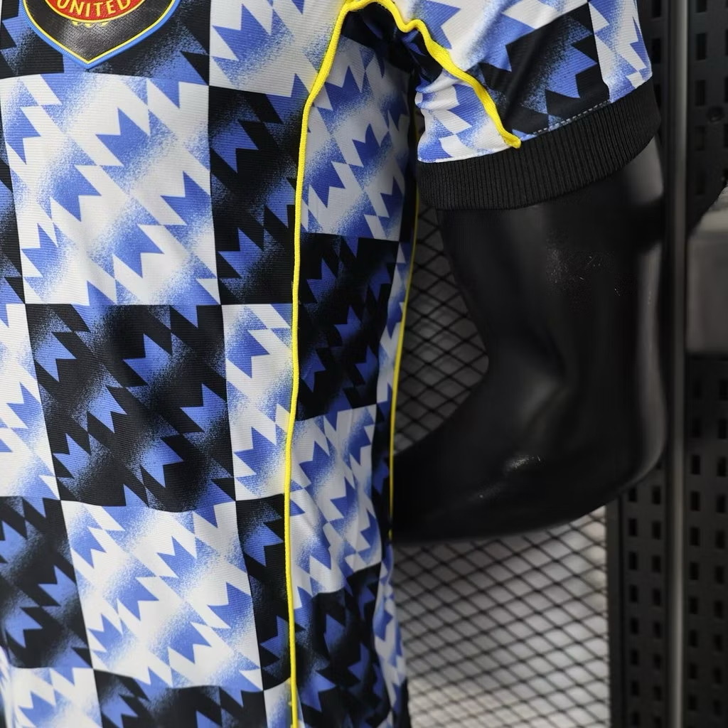 2025-26 เสื้อฟุตบอลเเมนยู ไลฟ์สไตล์ สำหรับผู้ชาย Player Edition เกรดนักเตะ Size S-2XL