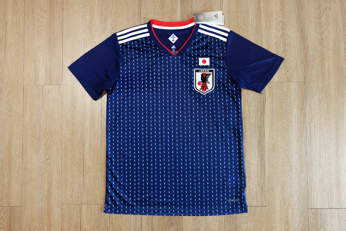 เสื้อกีฬาแขนสั้น ลายทีมชาติฟุตบอล Japan Jersey Home 2018 ชุดเหย้า สําหรับผู้ชาย