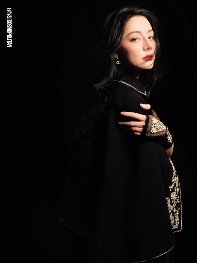 Pre - นิตยสาร Cosmopolitan ตี๋ลี่เร่อปา Dilireba 2024