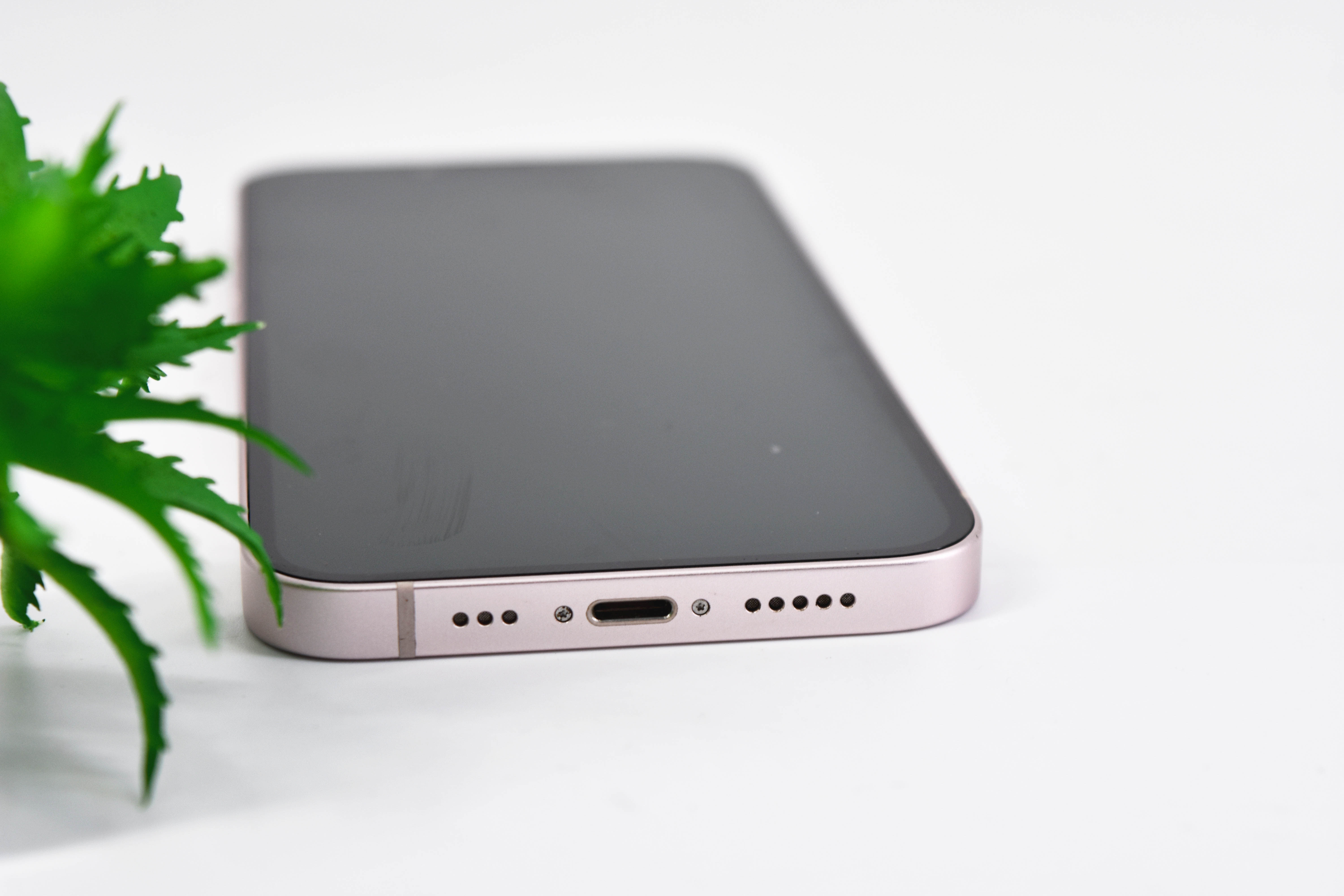 iPhone 13 128GB Pink