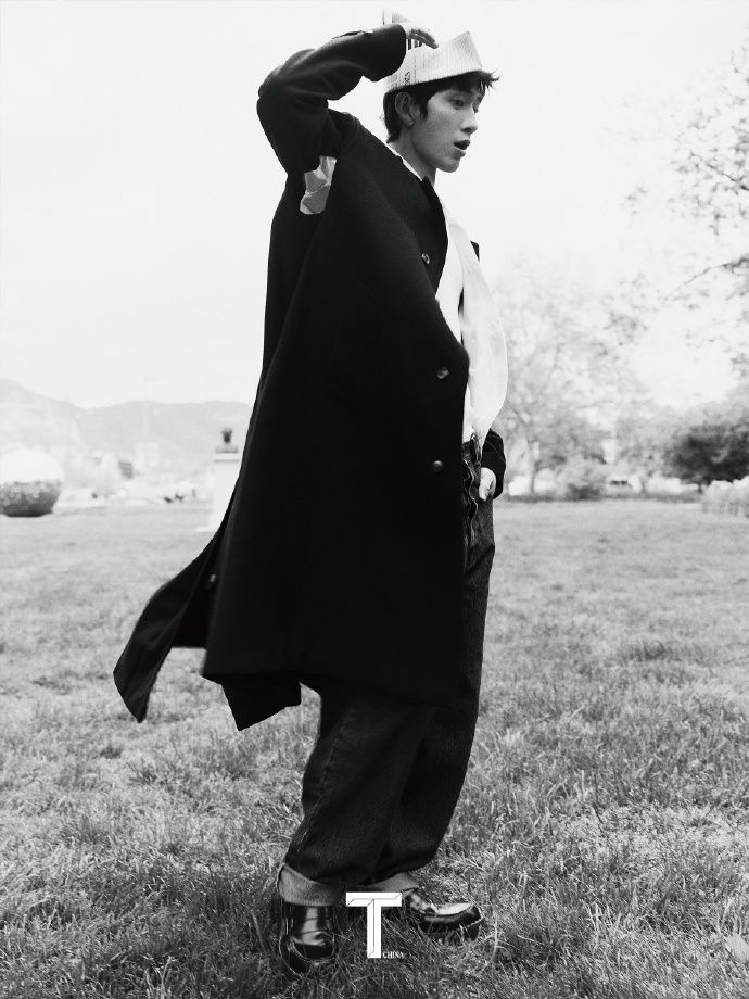 Pre - นิตยสาร T Magazine China จิ่งป๋อหรัน JingBoran 2024 + โปสเตอร์ อฟช.