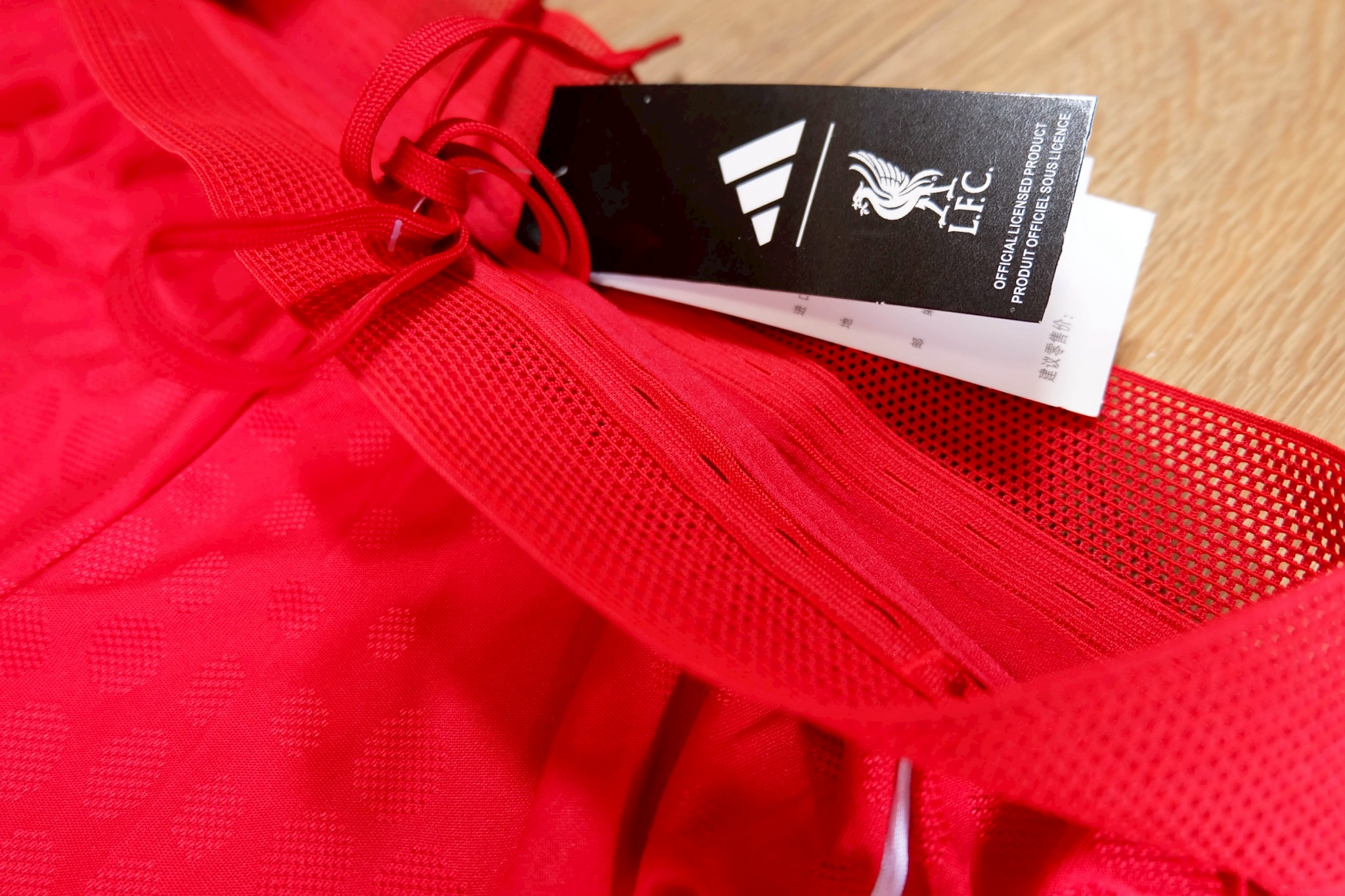 กางเกงฟุตบอลสโมสร ทีมลิเวอร์ Player Edition เกรดแฟนบอล 2025