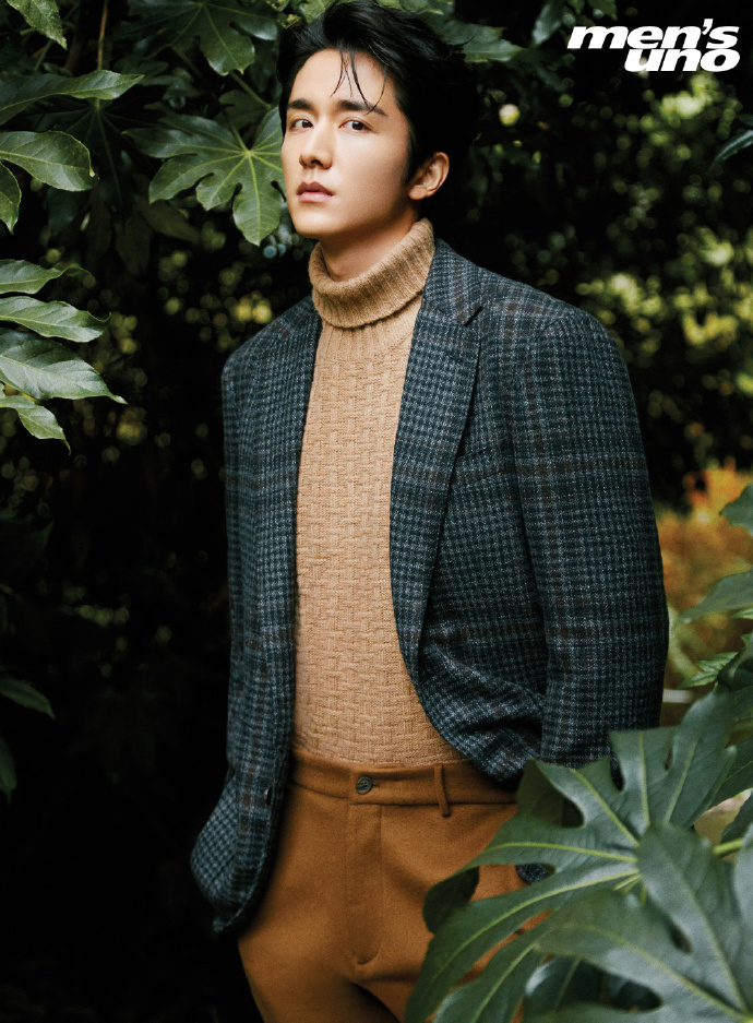 Pre - นิตยสาร Men’s Uno จางซินเฉิง ZhangXincheng - December 2023 +โปสเตอร์พับ