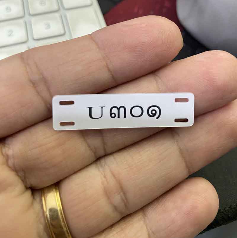 ป้ายพลาสติกติดสาย ป้ายพลาสติกคล้องสาย