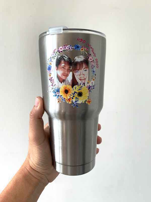 แก้วทรง YETI พิมพ์รูปลงบนแก้วเก็บความเย็น