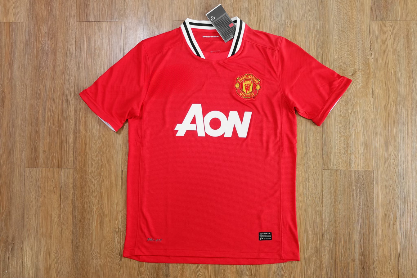 Retro เสื้อบอลย้อนยุค Vintage ทีมแมน ยู เหย้า 2010 Man Utd Home 2010 AON