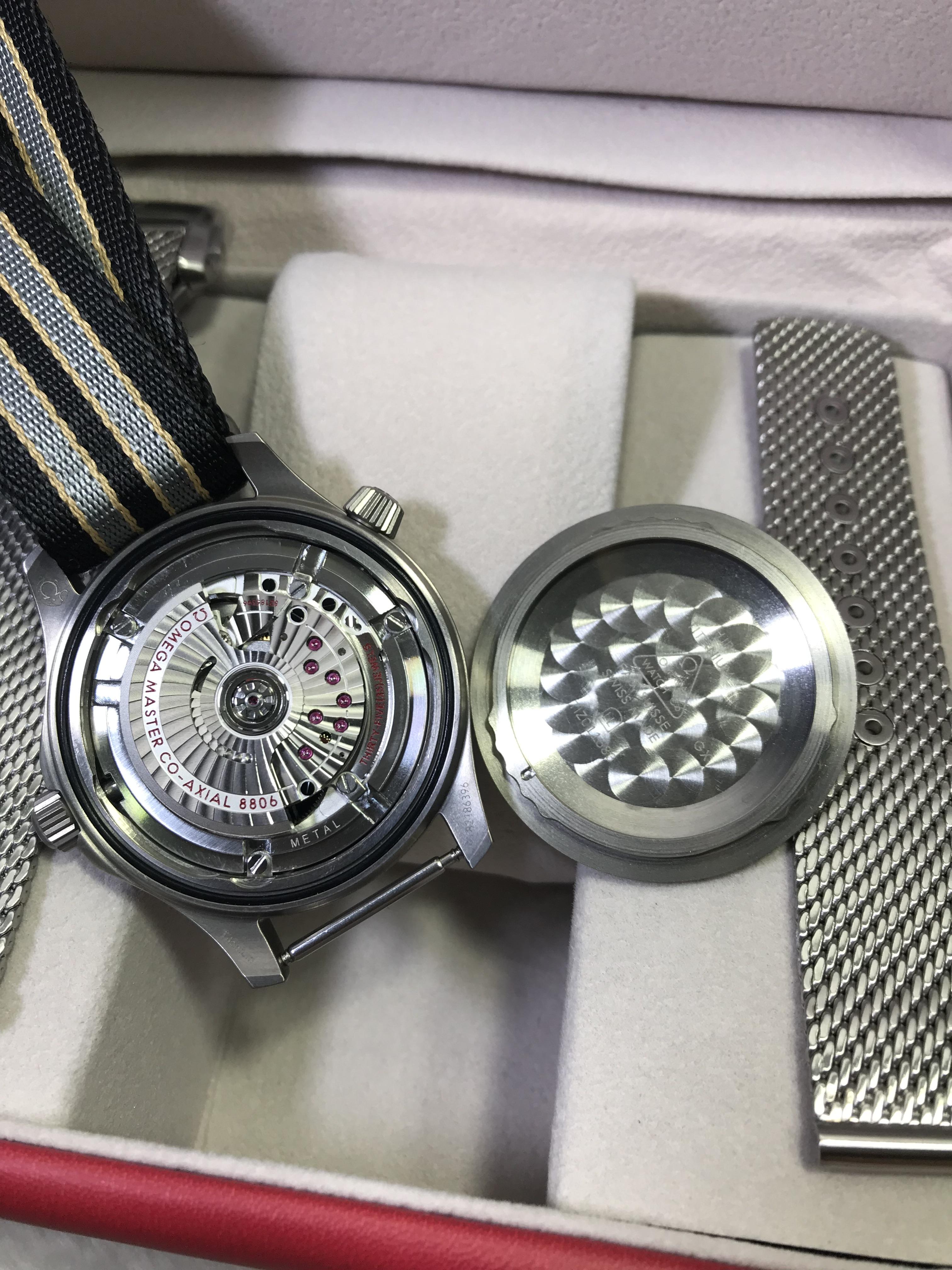OMEGA Seamaster Diver300M 007 Edition