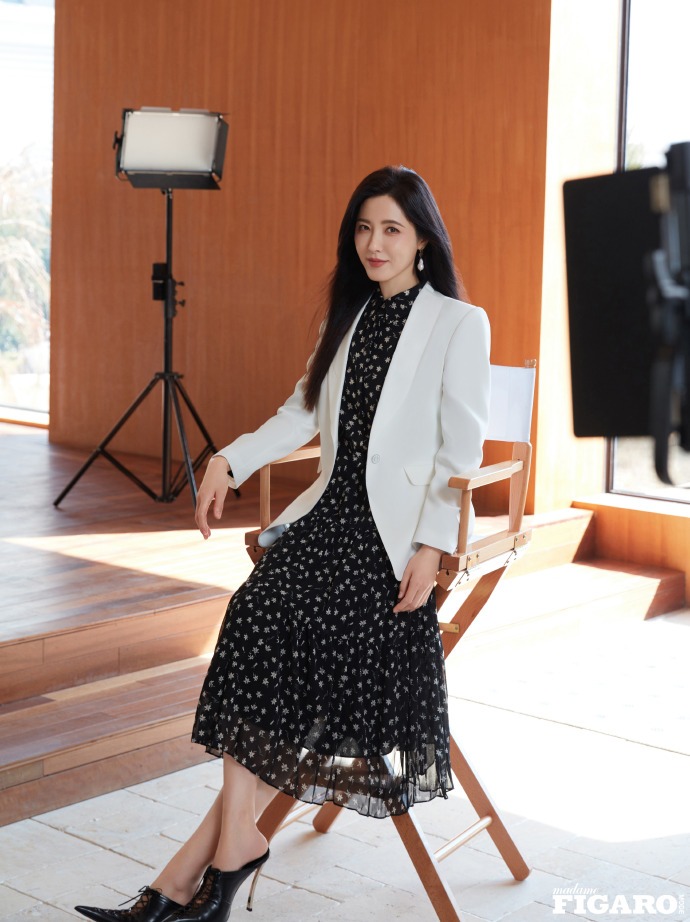 Pre - นิตยสาร Madame Figaro Mode 2023 หน้าภายใน zengli เจิงหลี 3P/Lomo รูป 2*3"