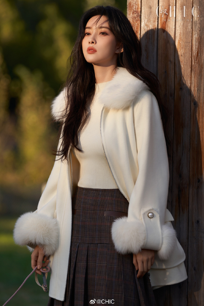 Pre - นิตยสาร Chic MengZiyi เมิ่งจื่ออี้ 2023