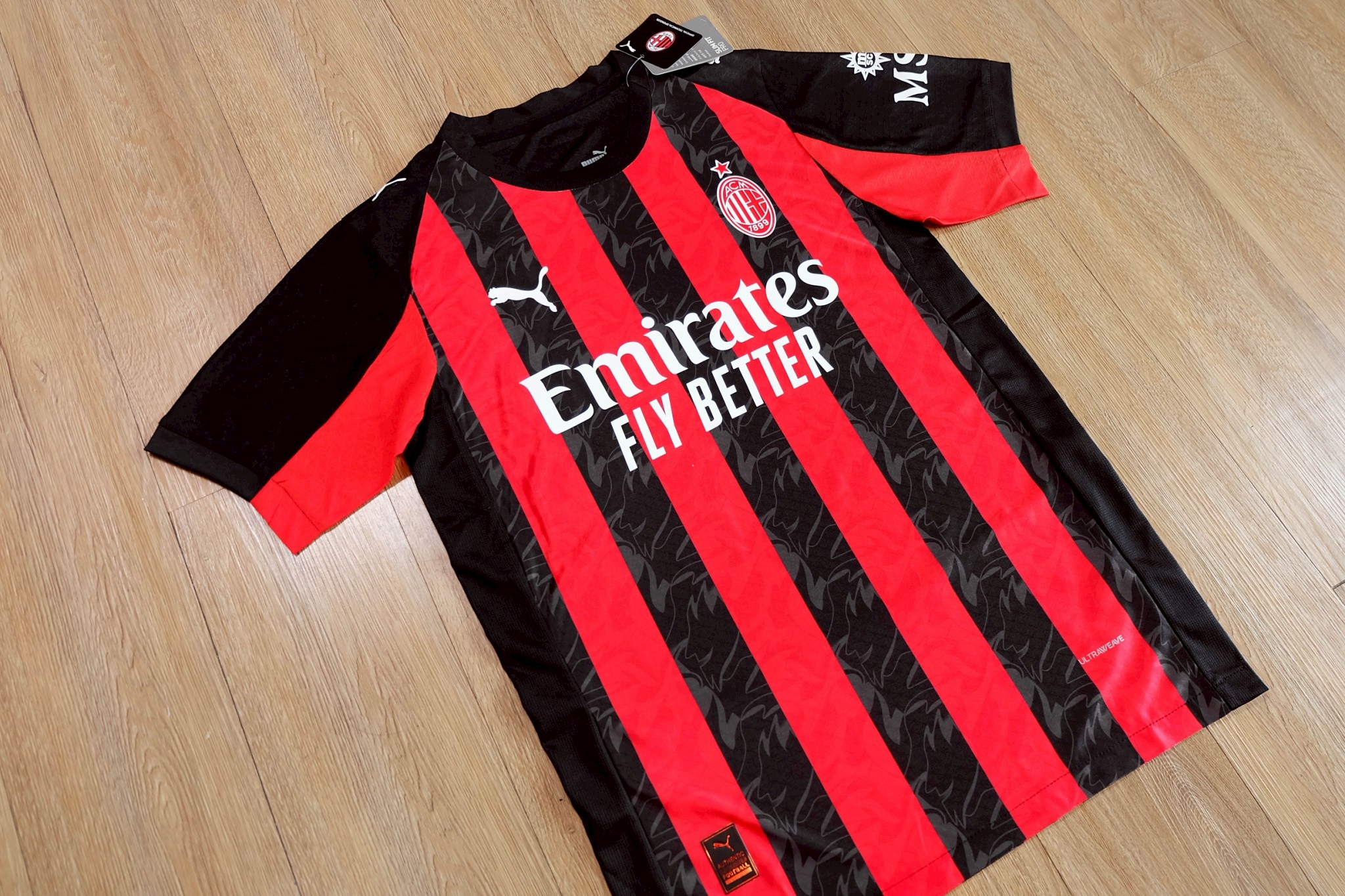 2025-26 เสื้อฟุตบอลเอซี มิลาน สีดำเเดง สำหรับผู้ชาย Player Edition เกรดนักเตะ Size S-2XL