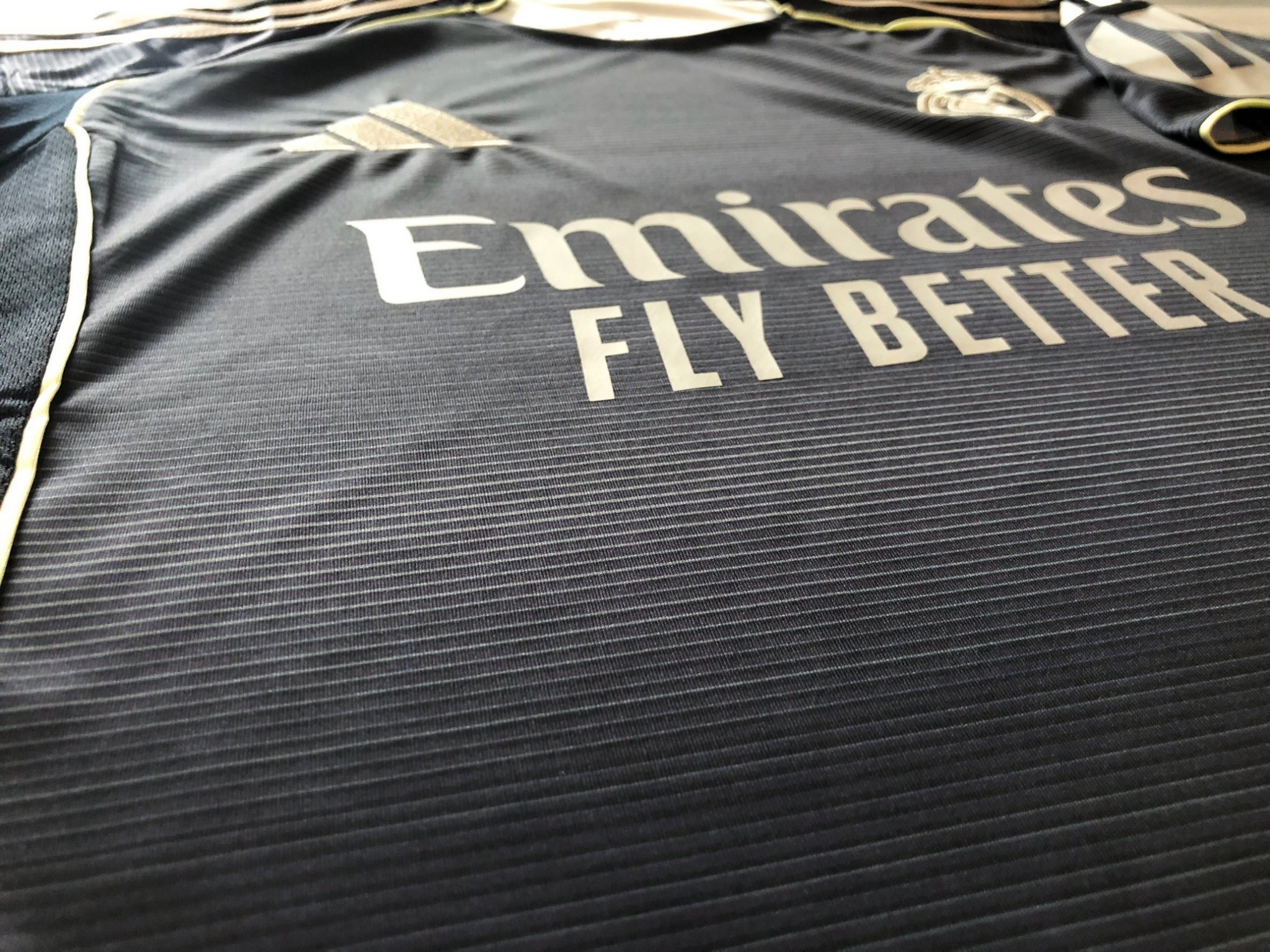 เสื้อฟุตบอล เรอัล มาดริด เยือน สีดำ เกรดแฟนบอล 2025