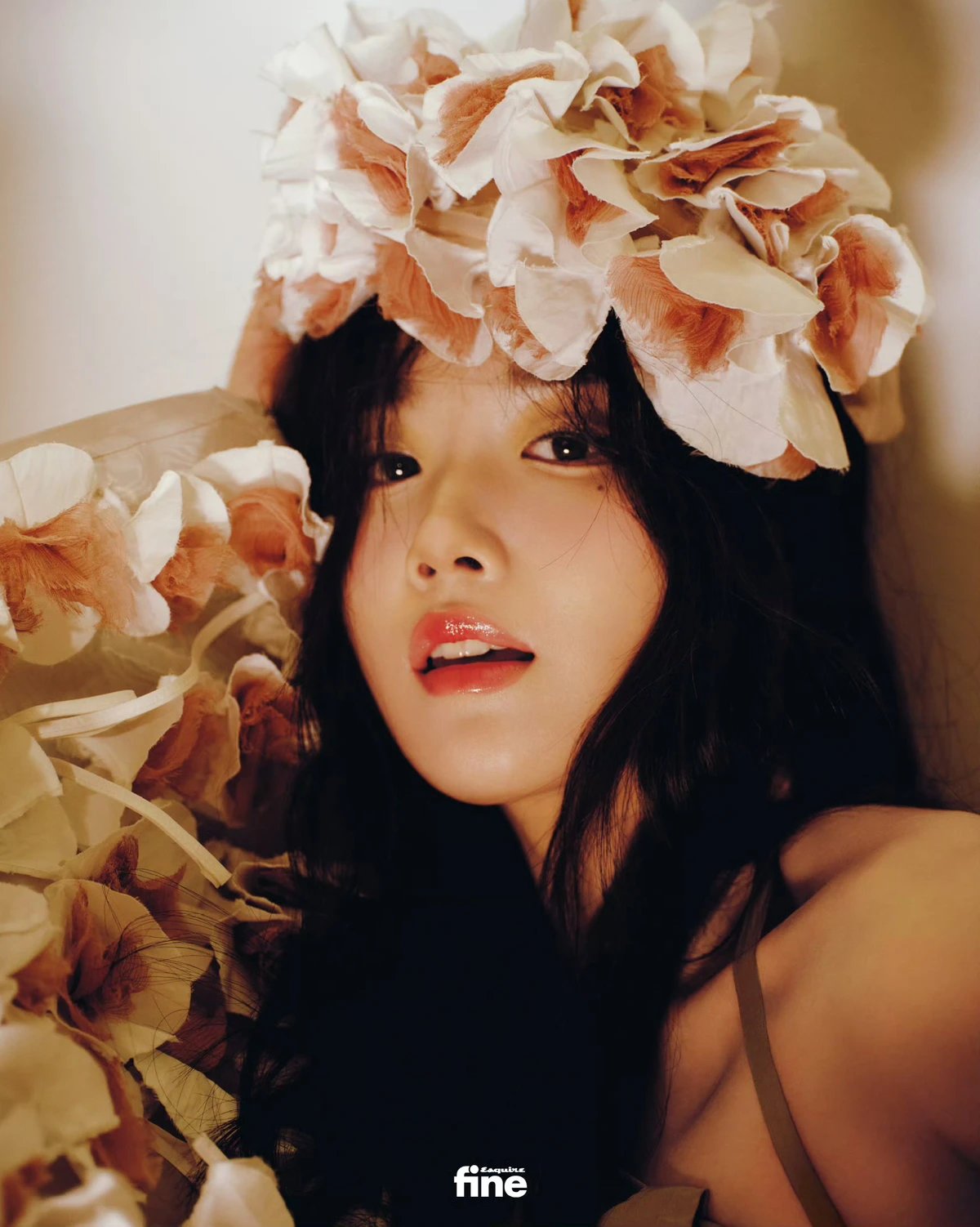 Pre - นิตยสาร ESQUIRE FINE China 卢昱晓 หลูอวี้เสี่ยว LuYuxiao 2025