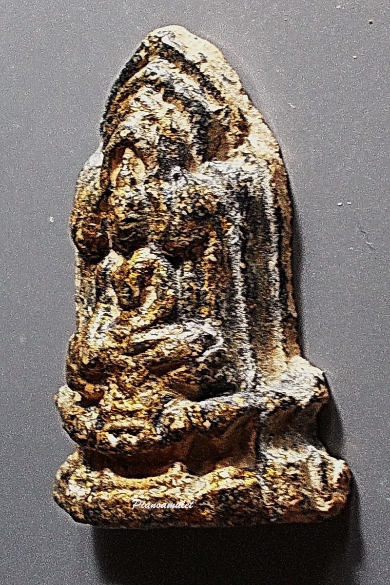 พระกรุวัดประยูรฯ พิมพ์โคนสมอเล็ก รักทองเดิม