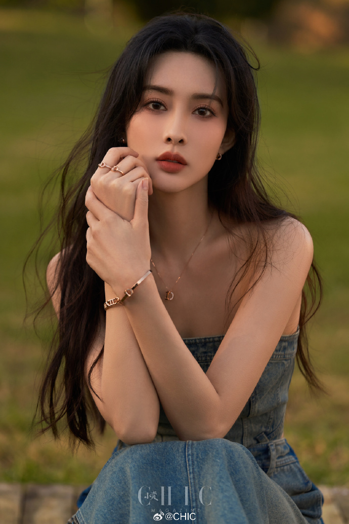 Pre - นิตยสาร Chic MengZiyi เมิ่งจื่ออี้ 2023