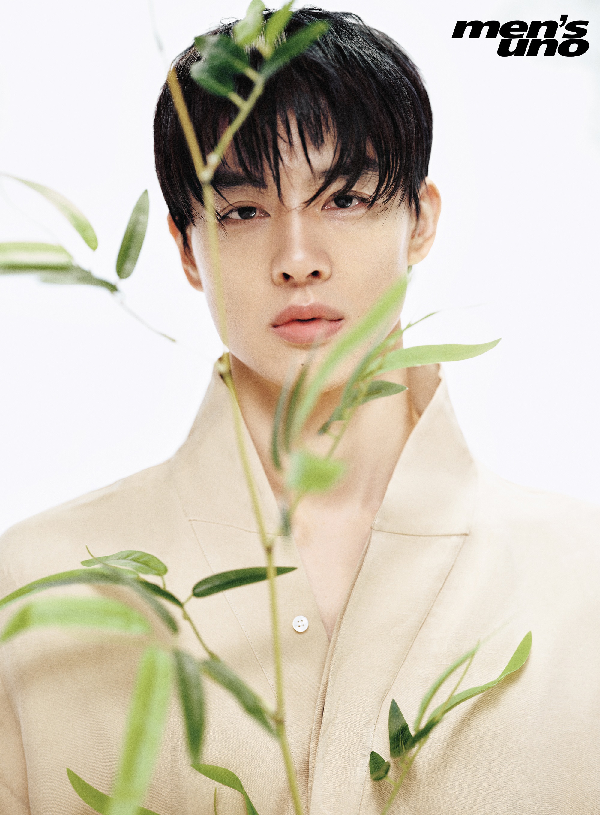 Pre - นิตยสาร Men’s Uno China อิ่นฟ่าง YinFang 2024+ โปสเตอร์ อฟช.