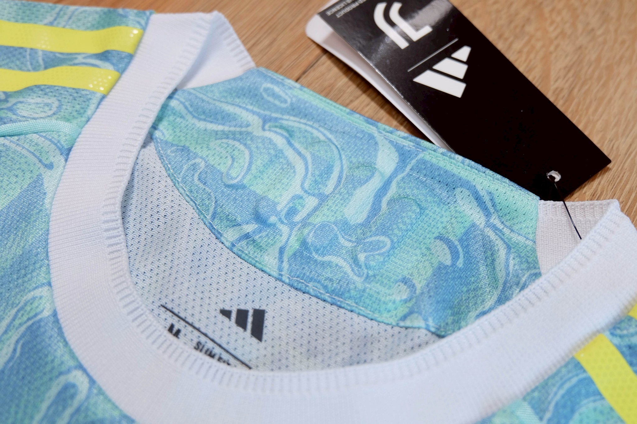 2025-26 เสื้อฟุตบอลยูเว่ สีฟ้า สำหรับผู้ชาย Player Edition เกรดนักเตะ Size S-2XL