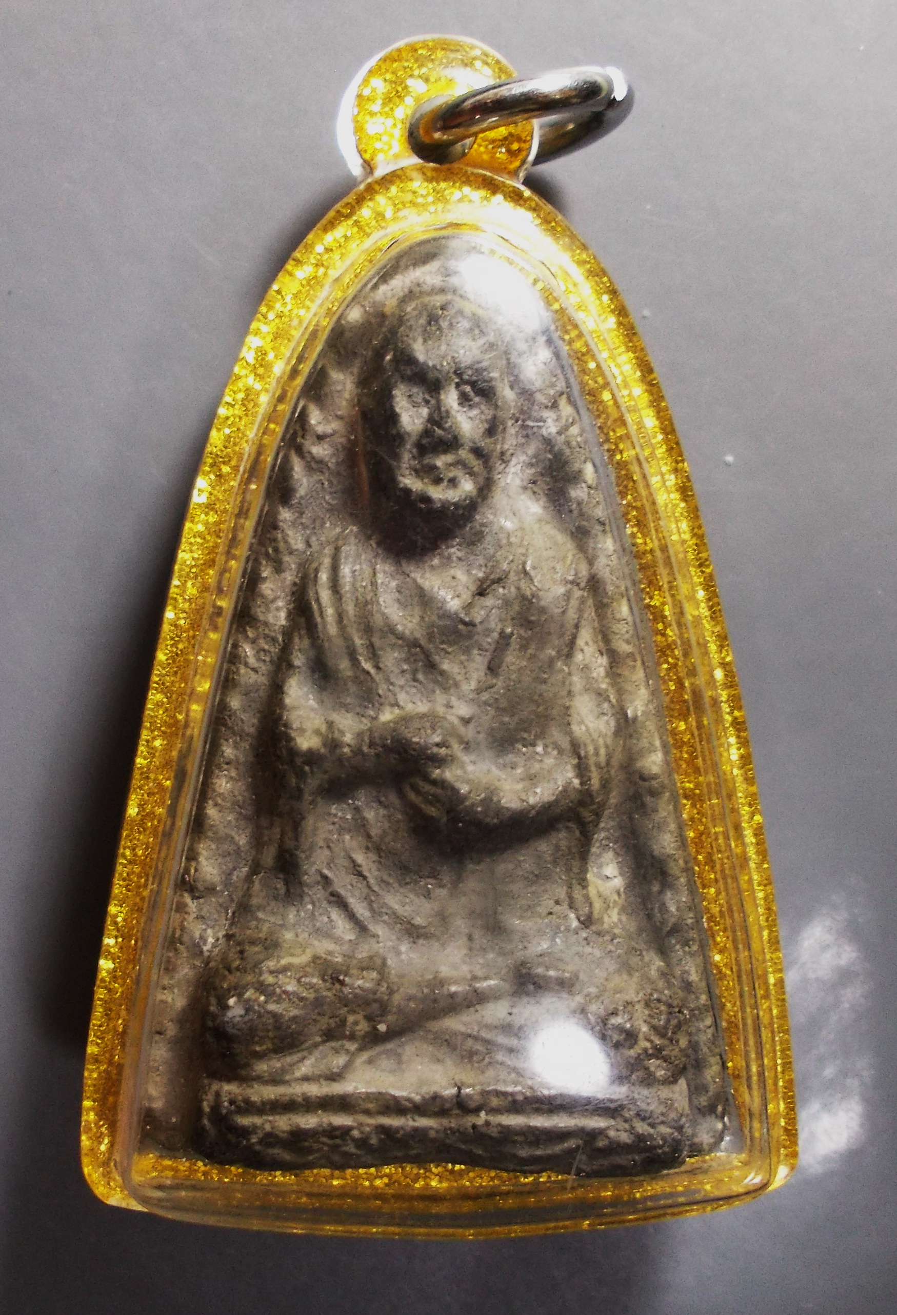 รูปเหมือนสมเด็จโต เนื้อดำ วัดประสาท พิธีใหญ่ ปี 2506 ในเลี่ยมเดิมพร้อมบูชา (ขายแล้ว)