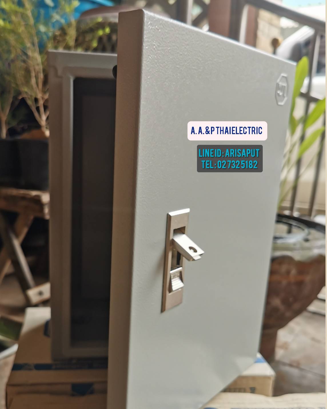 KBSN ตู้ไฟสวิทช์บอร์ดไซส์มาตรฐาน แบบกันน้ำไม่มีหลังคา