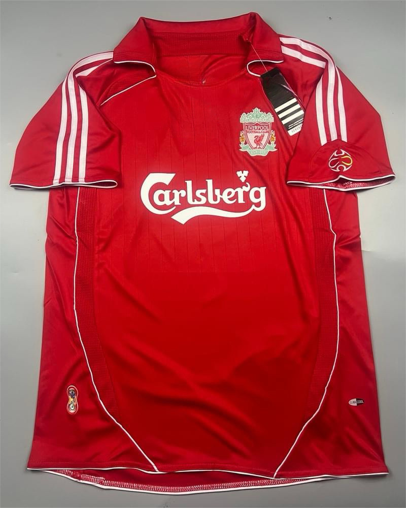 Retro เสื้อฟุตบอลย้อนยุค เกรด Retro ลิเวอร์พลู สีแดง ปี 2006 Home สกรีนชื่อ GERRARD, TORRES, SUAREZ