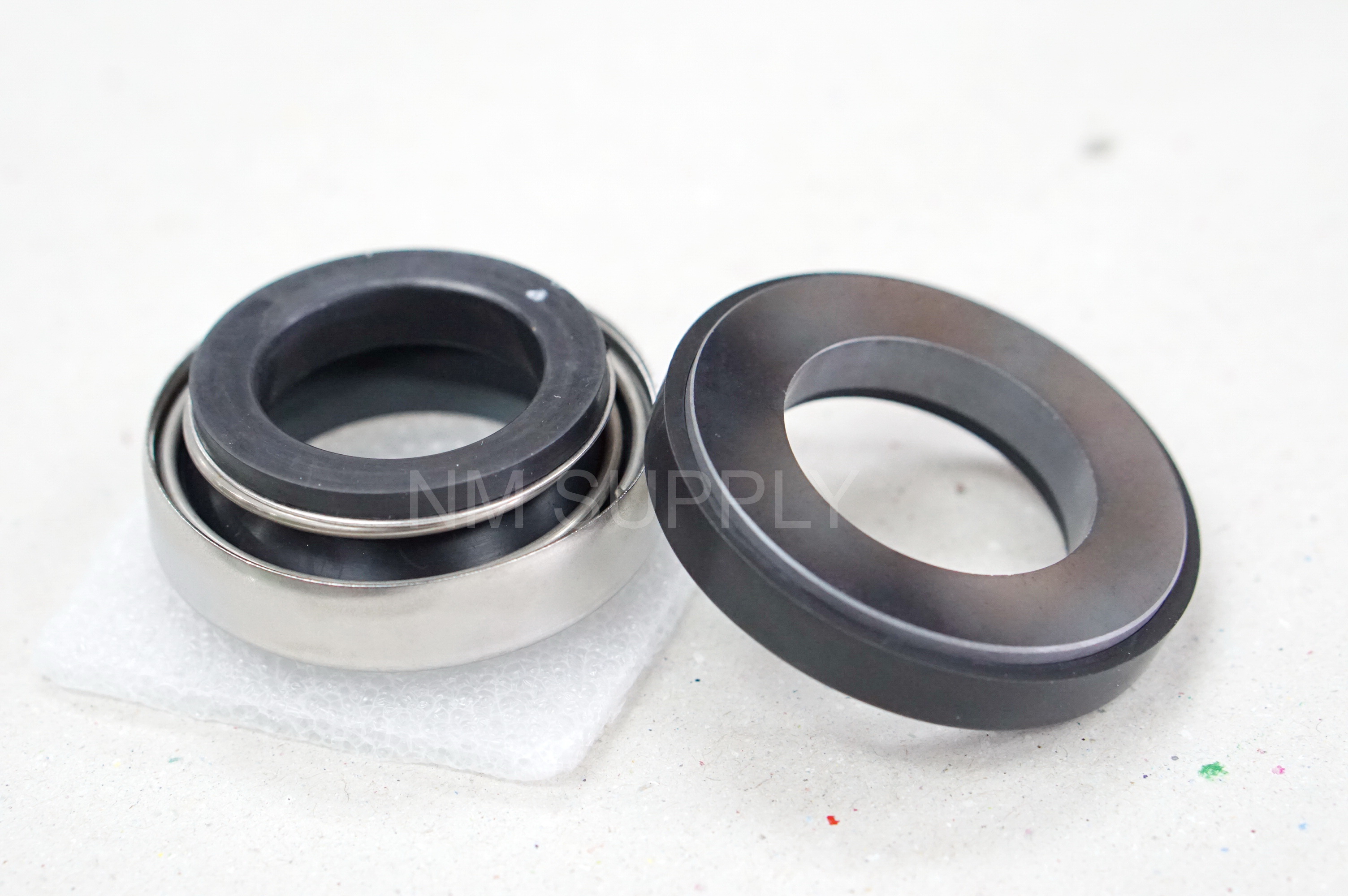 ซีล 301 (วัตถุดิบ: SIC - SIC - VITON)