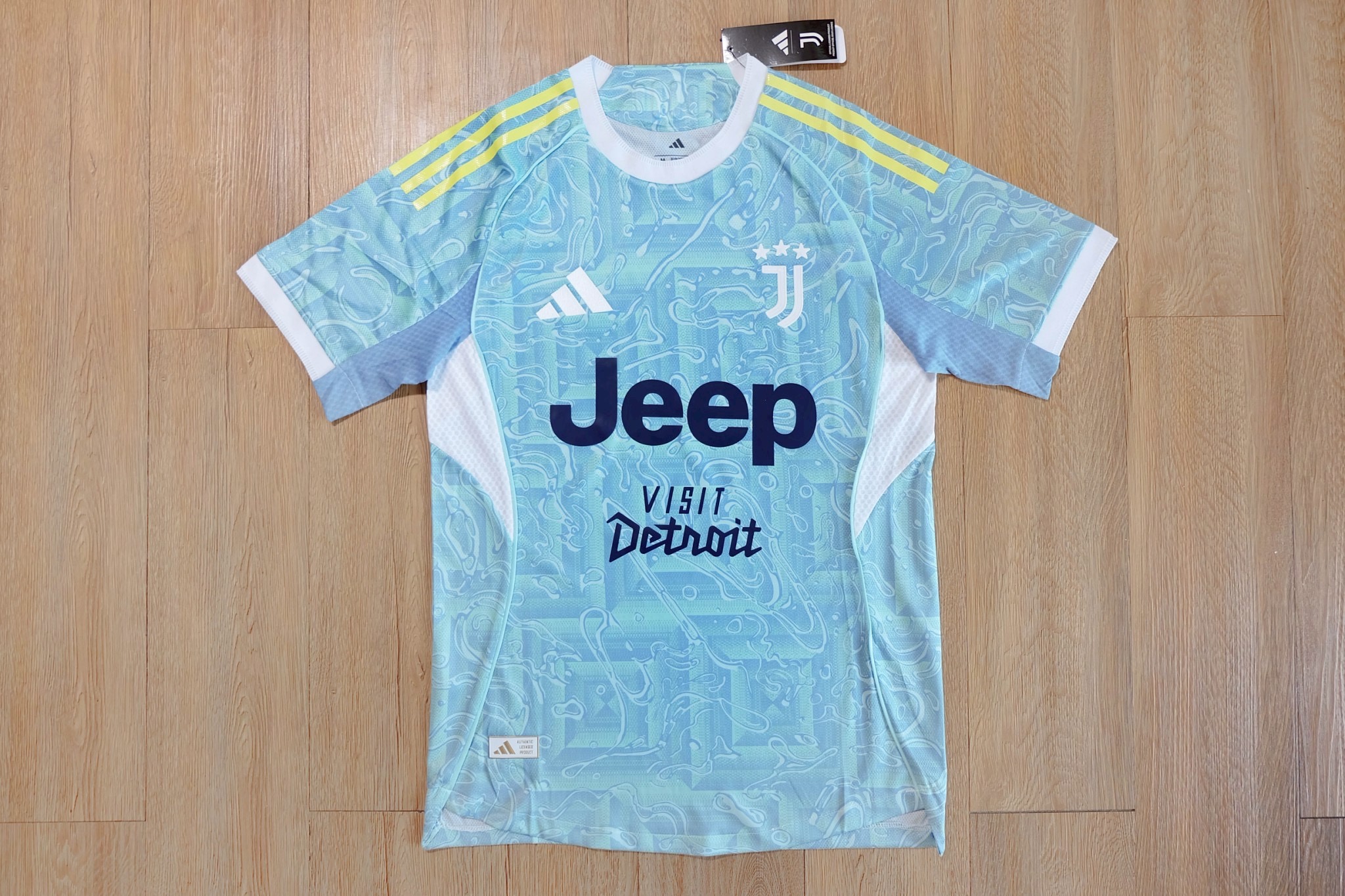 2025-26 เสื้อฟุตบอลยูเว่ สีฟ้า สำหรับผู้ชาย Player Edition เกรดนักเตะ Size S-2XL