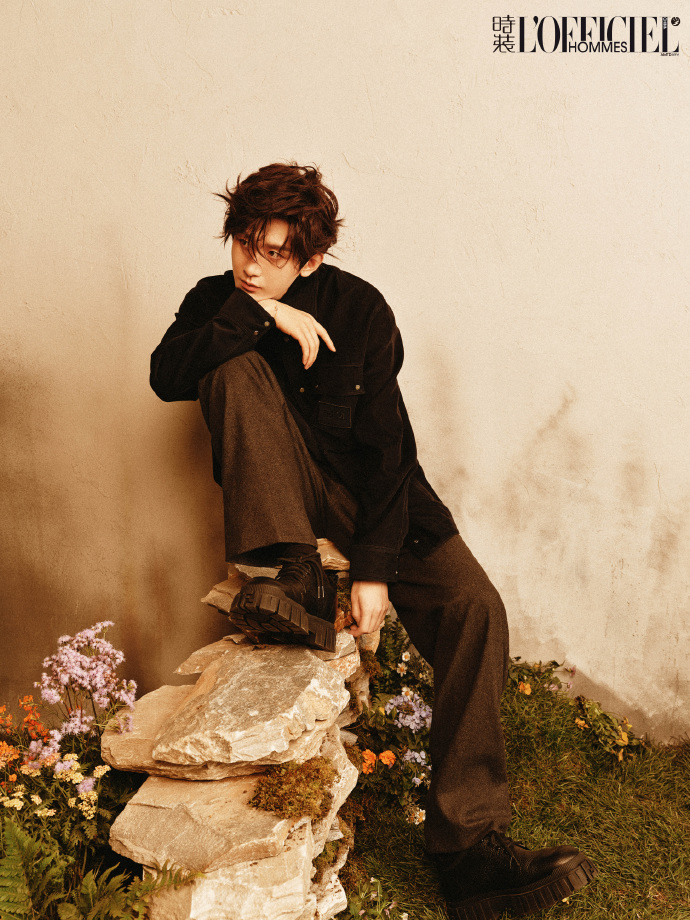 Pre - นิตยสาร L’Officiel Hommes เฉิงอี้ ChengYi 2024+การ์ดอฟช.