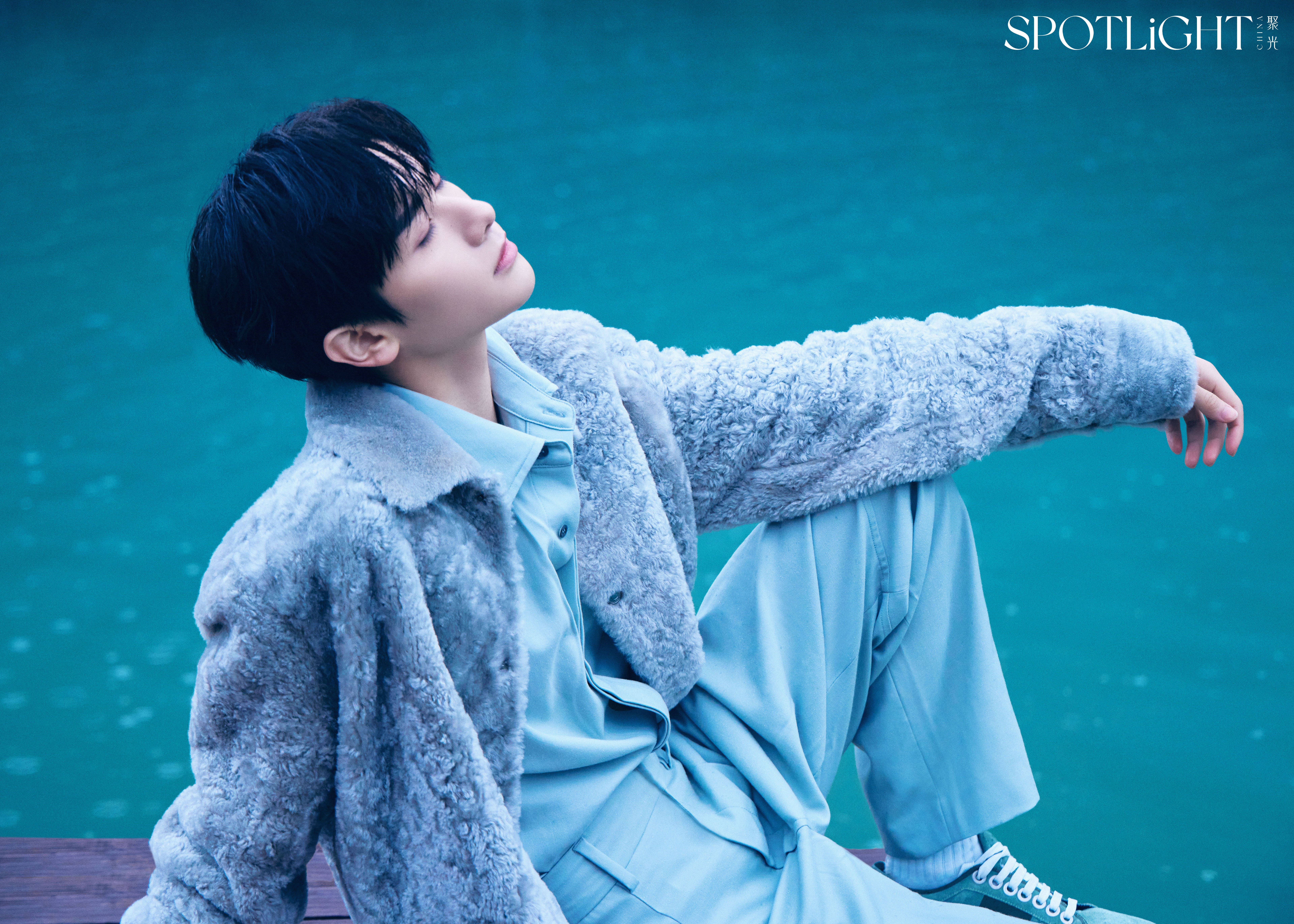 Pre - นิตยสาร SPOTLiGHT นายท่านกรชิต INTO1 2022+การ์ด