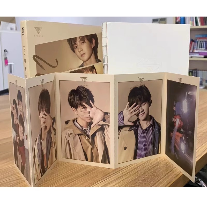 Pre - หนังสือของหนุ่มๆ TFBOYS หวังจวิ้นข่าย หวังหยวน JacksonYee