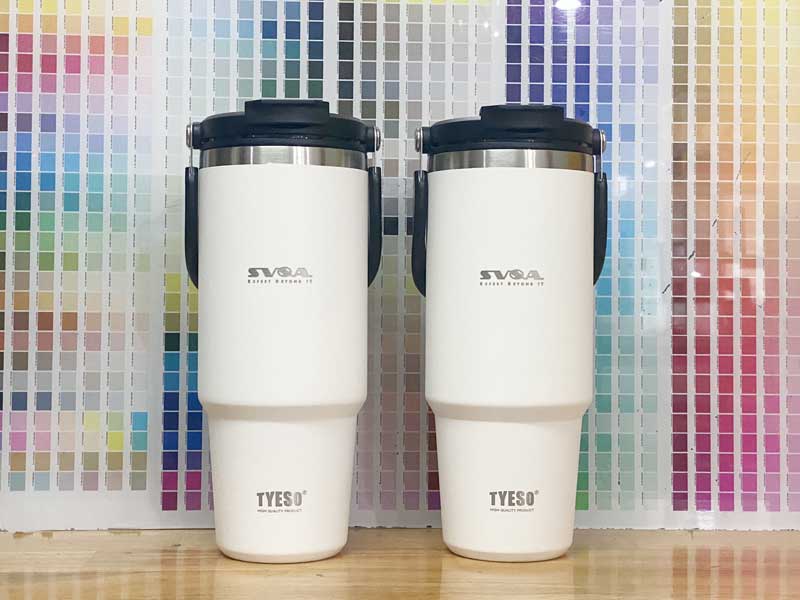 แก้วน้ำเก็บความเย็น 30 oz พร้อมโลโก้ 1 จุด