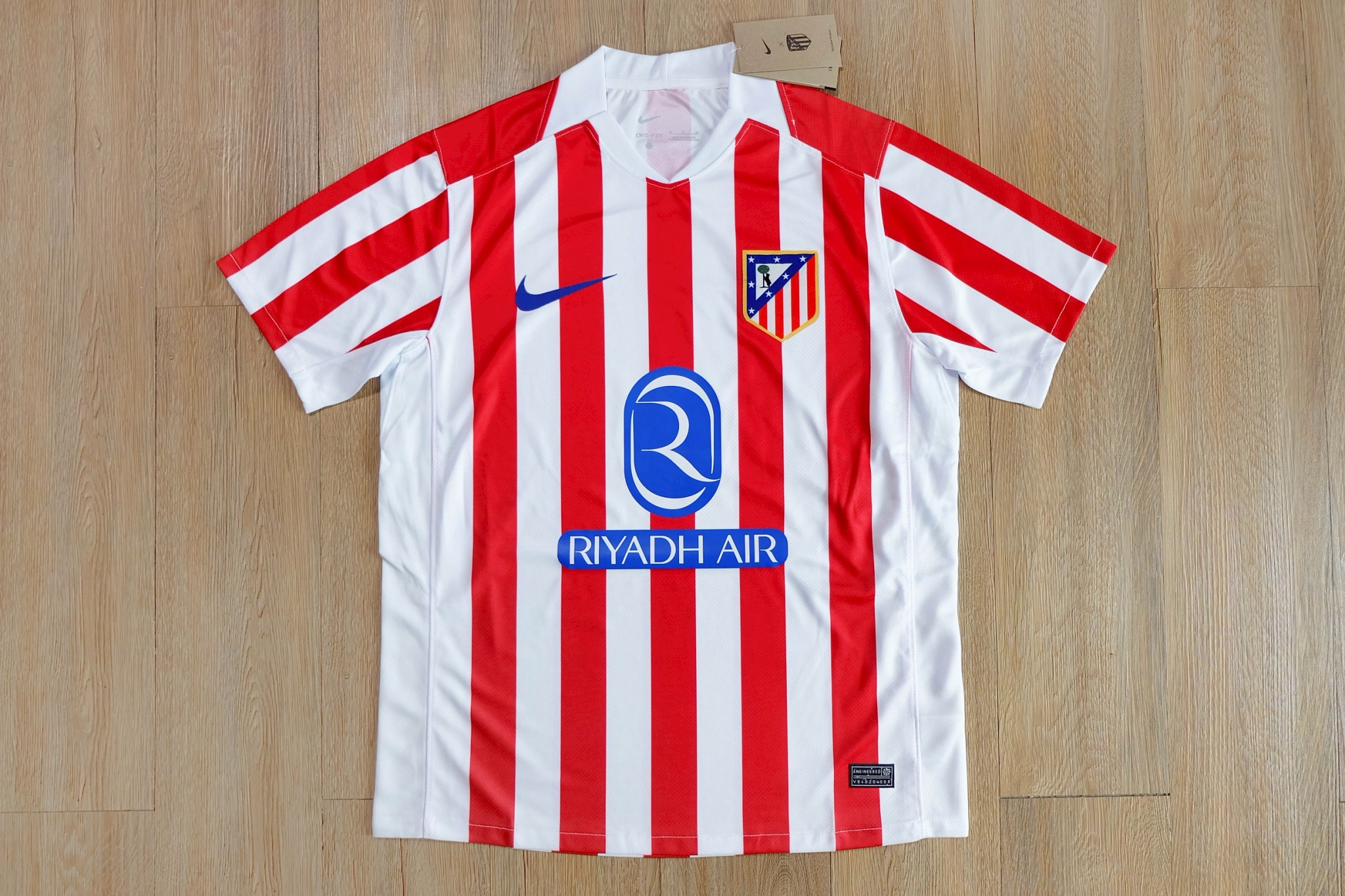 เสื้อฟุตบอล เเอตเลติโก มาดริด Fans Edition เกรดแฟนบอล 2026