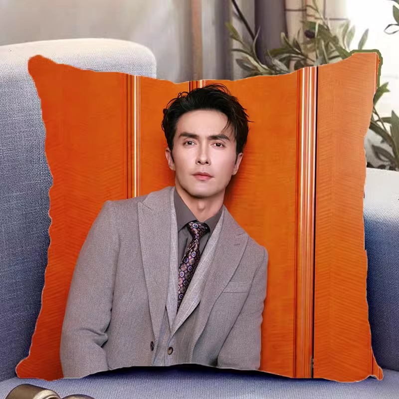 Pre - หมอนลายเกาเหว่ยกวง GaoWeiGuang 40 ซม.