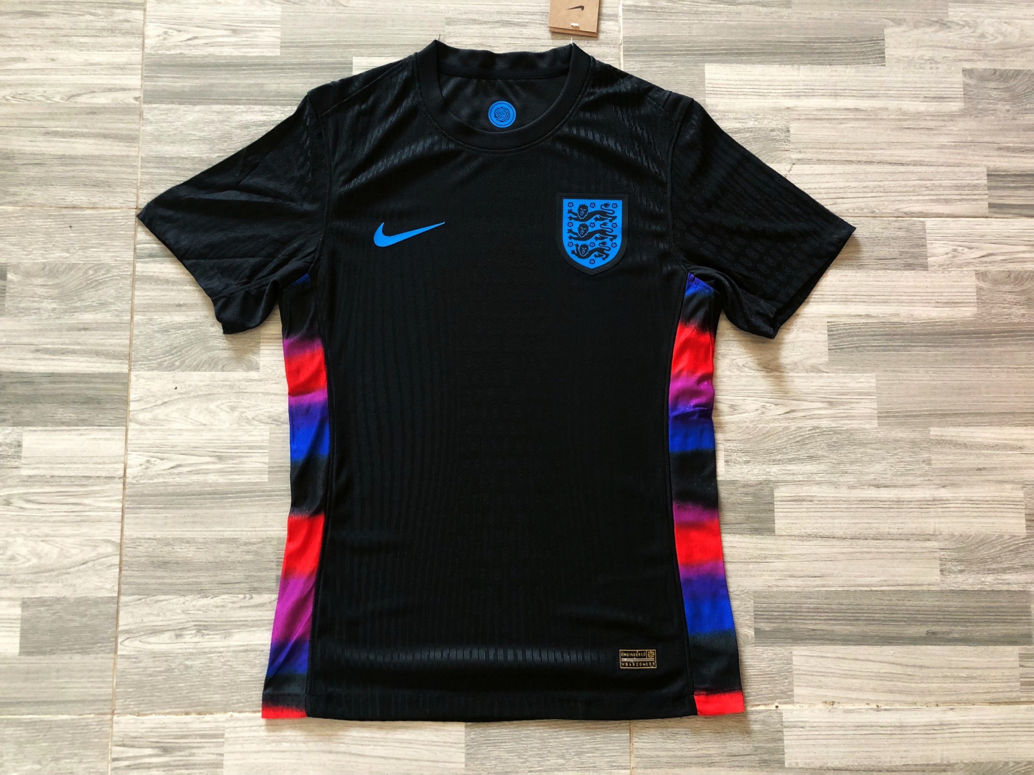 เสื้อทีมชาติอังกฤษ สีดำ เกรดนักเตะ ยูโร 2025