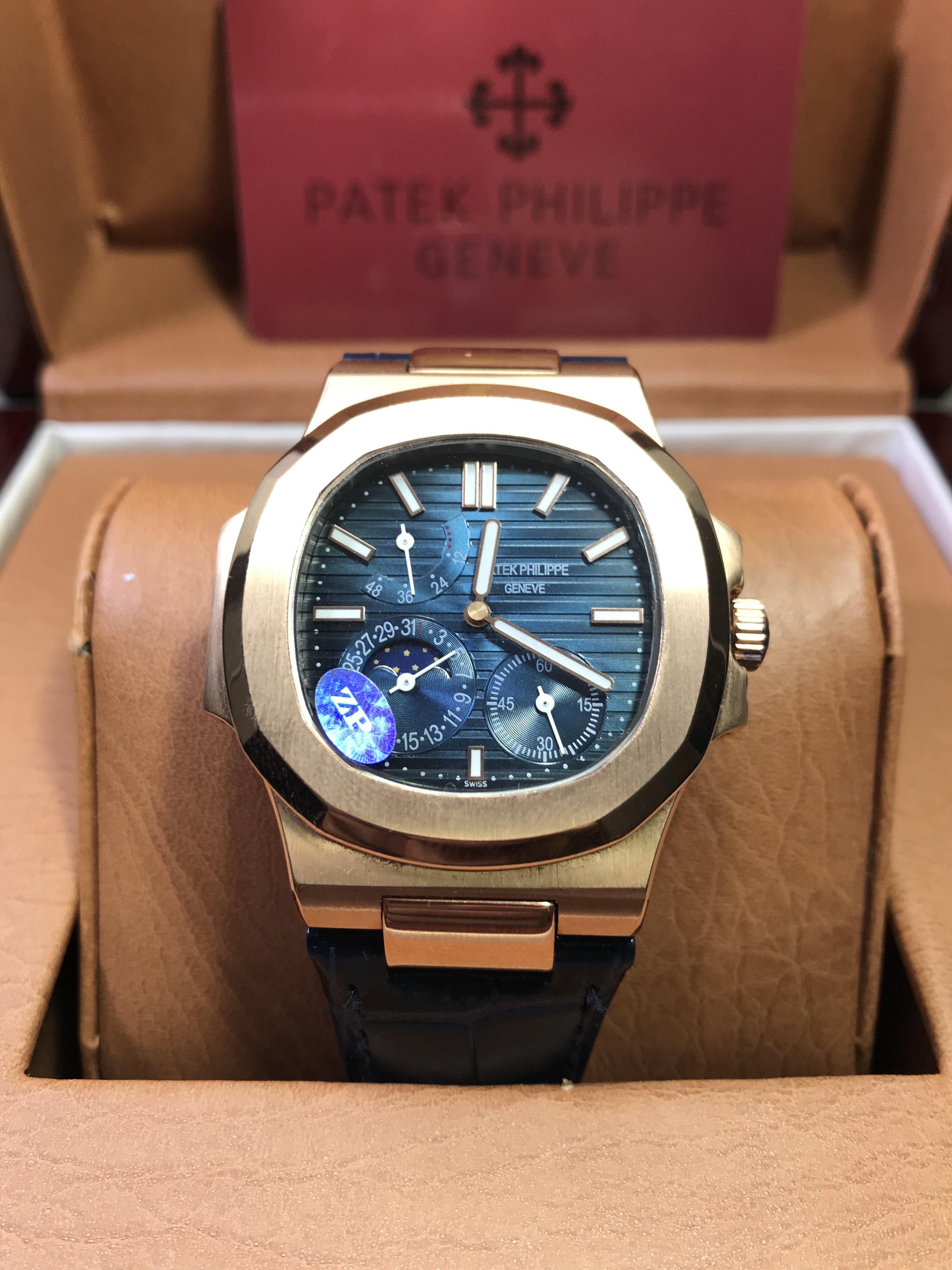 Patek Philippe Nautilus 5712R-001 (5A)