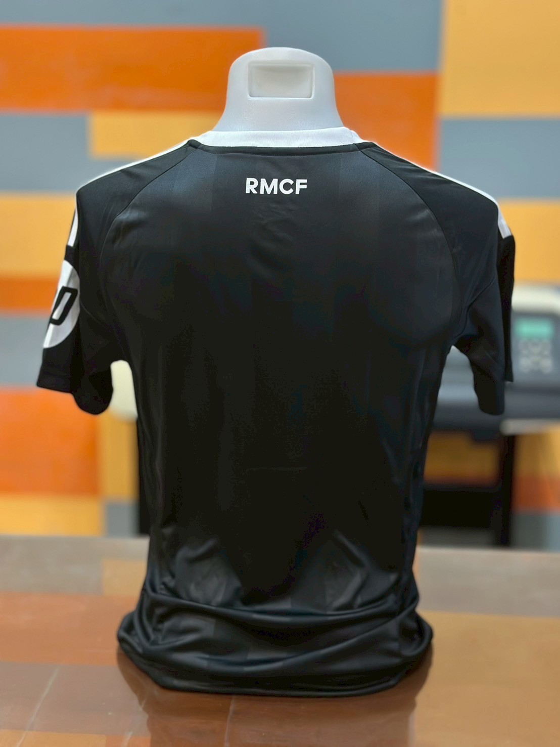 มาใหม่ เรอัล มาดริด สีดำ เกรดแฟนบอล Soccer Jersey Fans Edition 2025