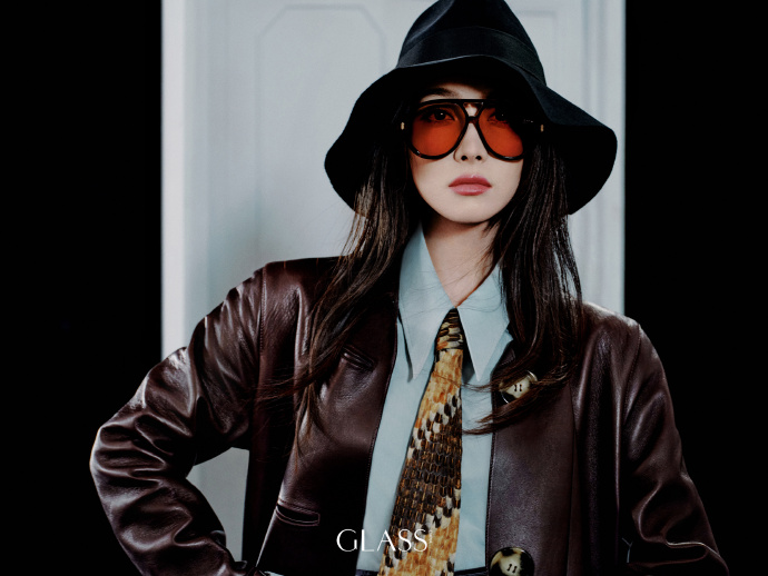 Pre - นิตยสาร GLASS วิคตอเรียซ่ง SongQian VictoriaSong 10/2025