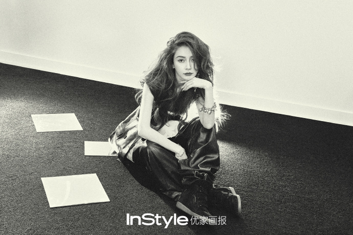Pre - นิตยสาร InStyle China แองเจล่าเบบี้ Angelababy 杨颖 หยางอิ่ง 2025+ชุดโปสการ์ดสุดพิเศษ