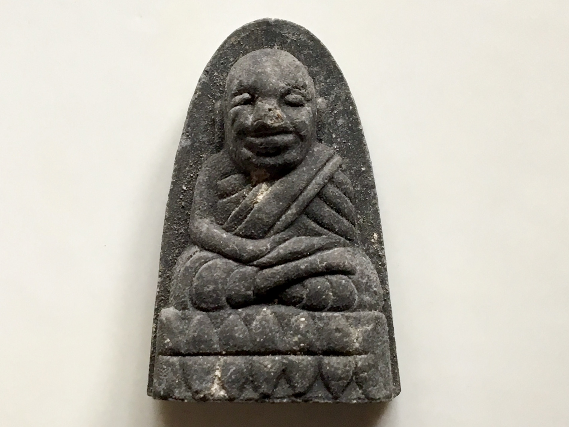 หลวงพ่อทวด พ่อท่านฉิ้น รุ่น"มหาเศรษฐี-แป๊ะยิ้ม"เนื้อผงว่าน