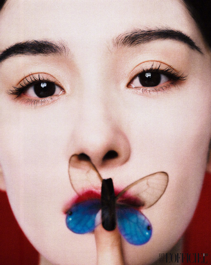 Pre - นิตยสาร L’OFFICIEL หยางมี่ YangMi 2024