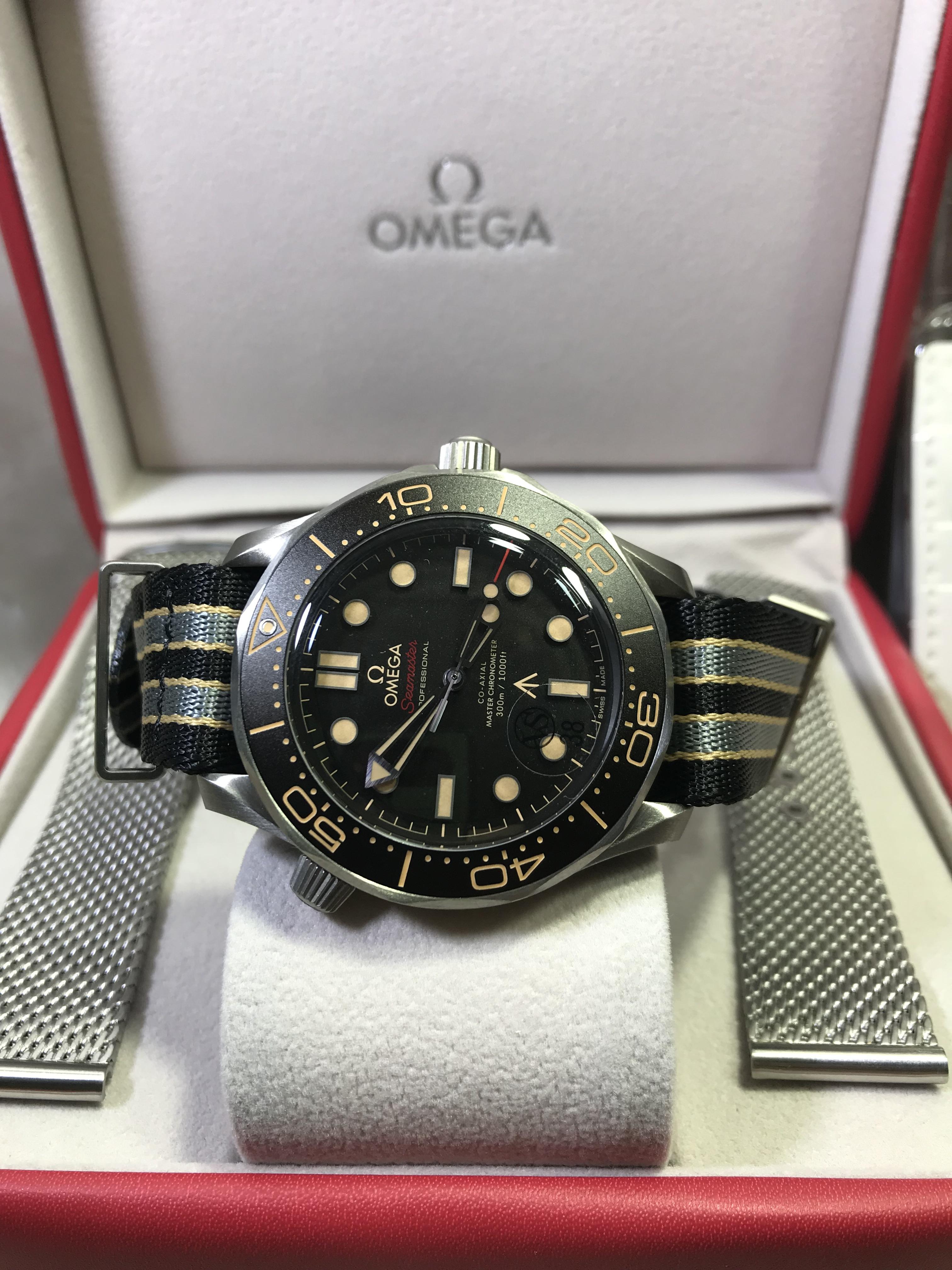 OMEGA Seamaster Diver300M 007 Edition